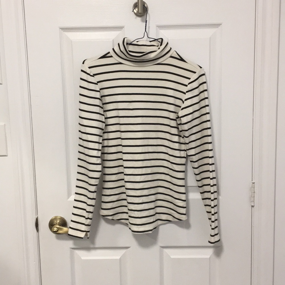 Black and white striped turtle neck